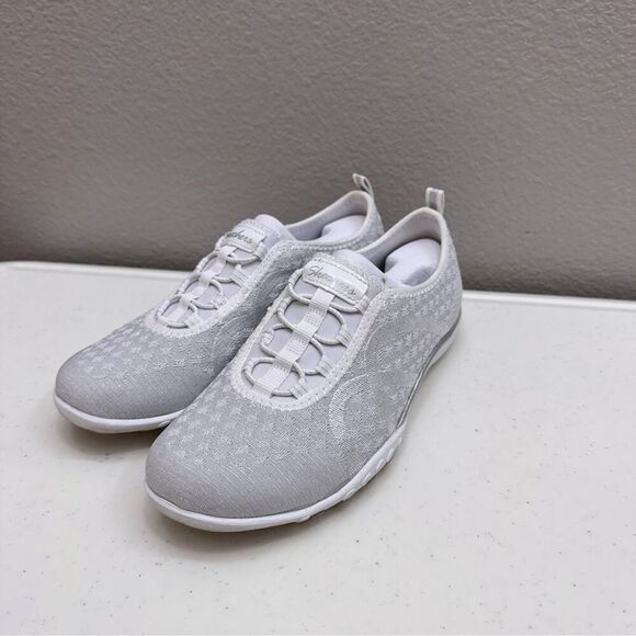 Skechers Sneakers Womens Size 6.5 Gray Relaxed Fit Breathe Easy Fortune Knit - Picture 1 of 7